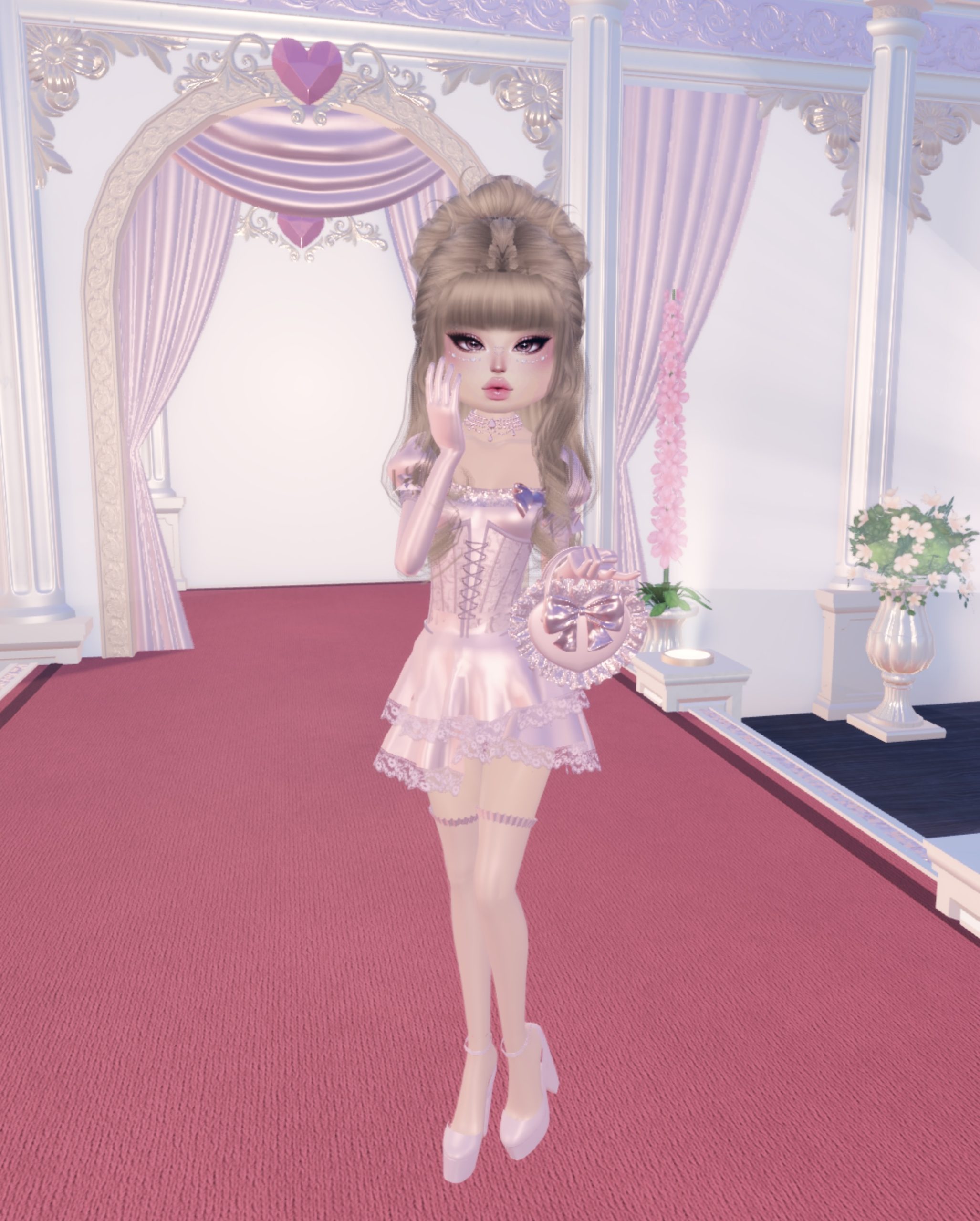 What To Wear For The Dress To Impress Naughty Or Nice Theme?