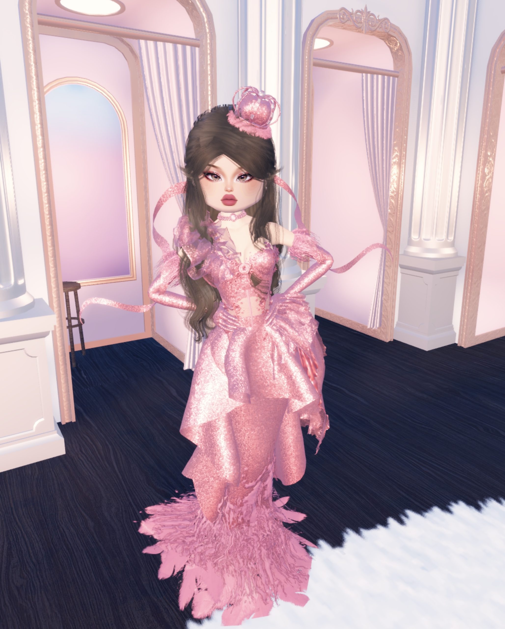 What Can You Wear For The Dress To Impress Drag Theme?