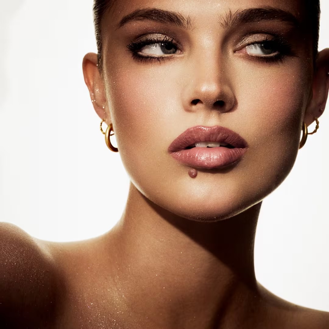 Fenty Beauty Limited Edition Midnight Diamonds Diamond Bomb All-Over Diamond Veil in How Many Carats?!
