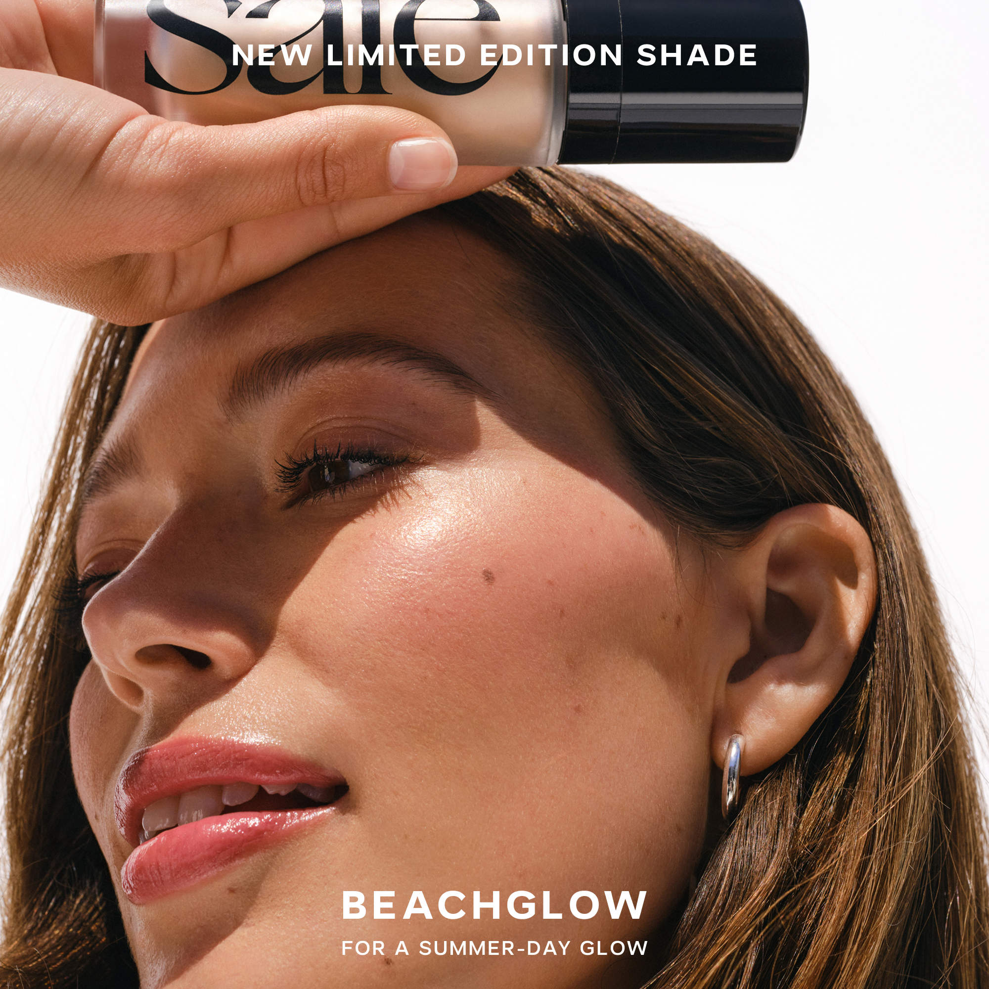Saie Beachglow Glowy Super Gel Dewy Illuminator