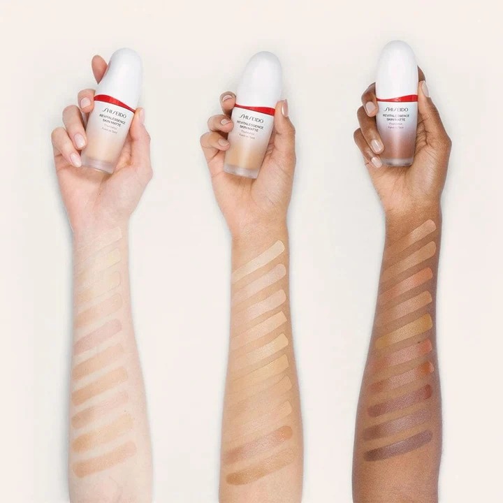 Shiseido RevitalEssence Skin Matte Foundation
