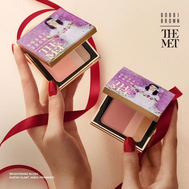 Bobbi Brown x The Met Holiday Brightening Blush in Blushed Peach