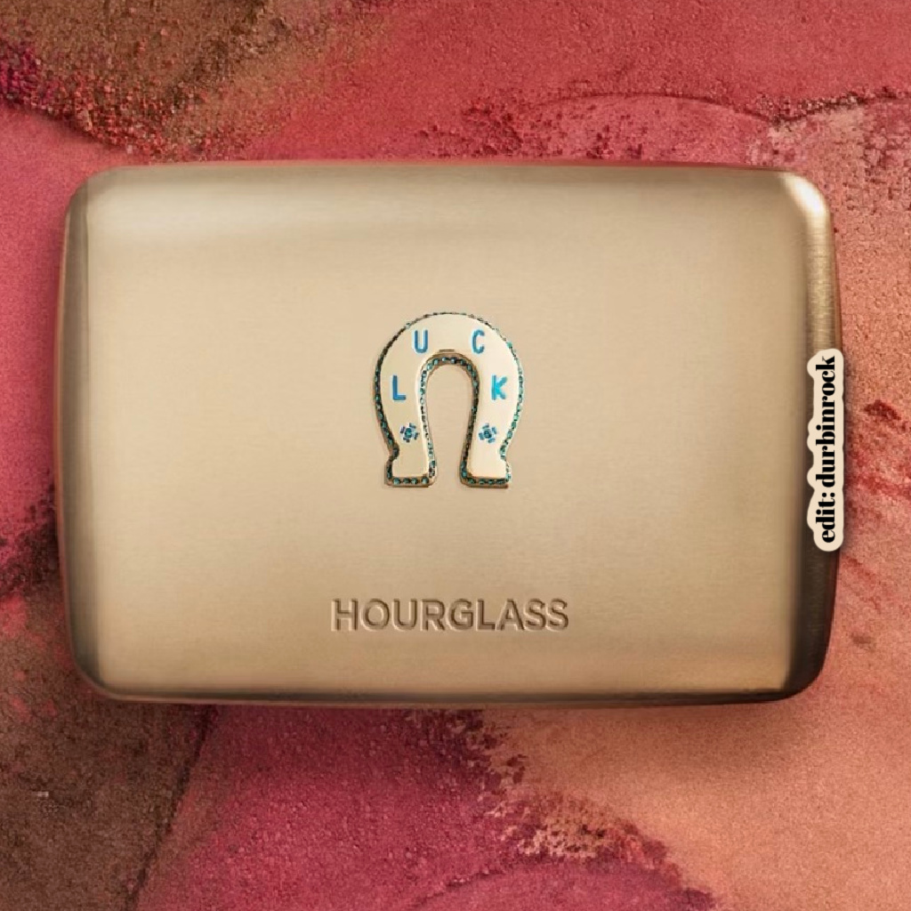 Hourglass Luck Ambient Lighting Holiday Palette