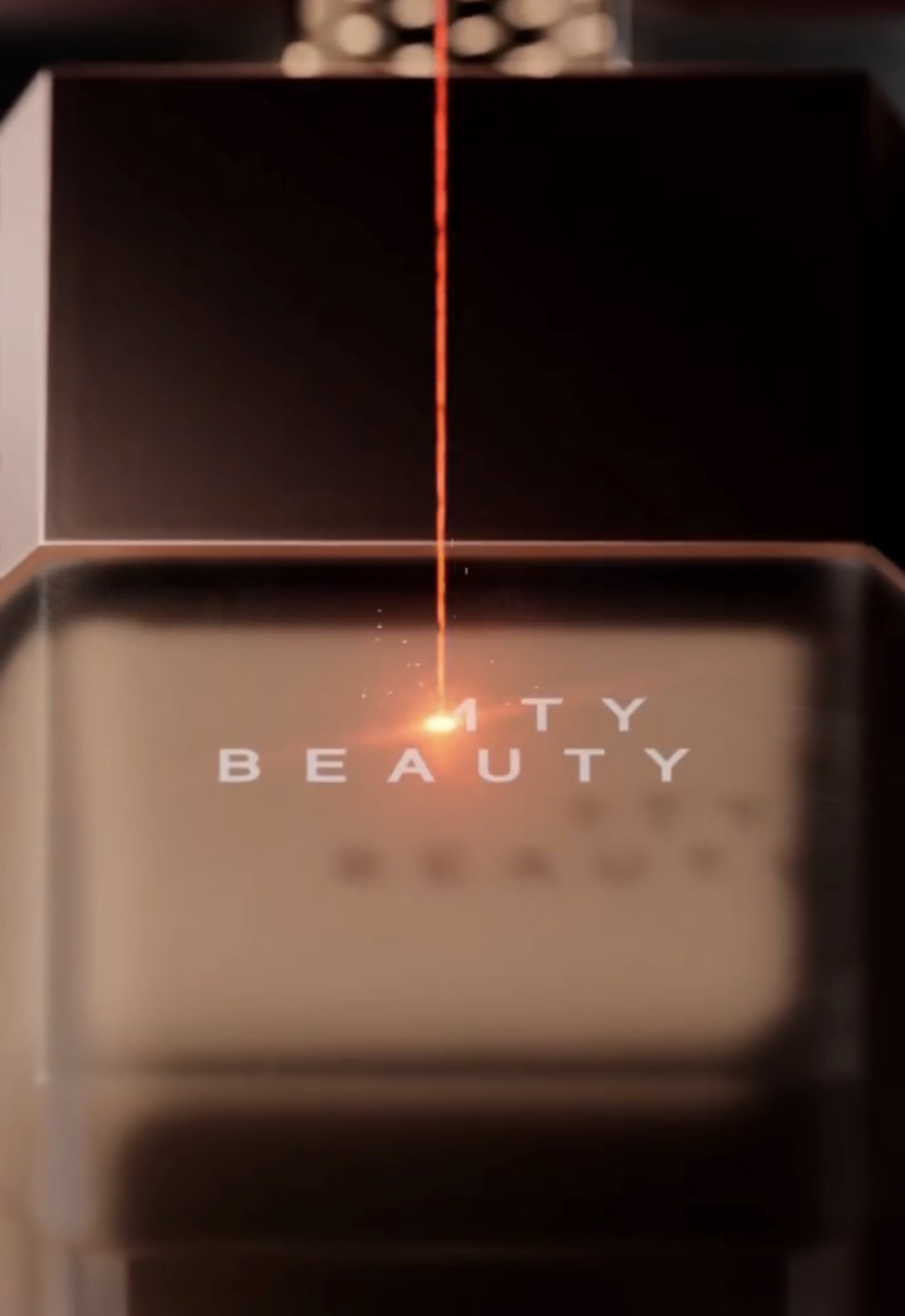 Fenty Beauty Pro Filt'r Fluid Flex Natural Matte Longwear Foundation
