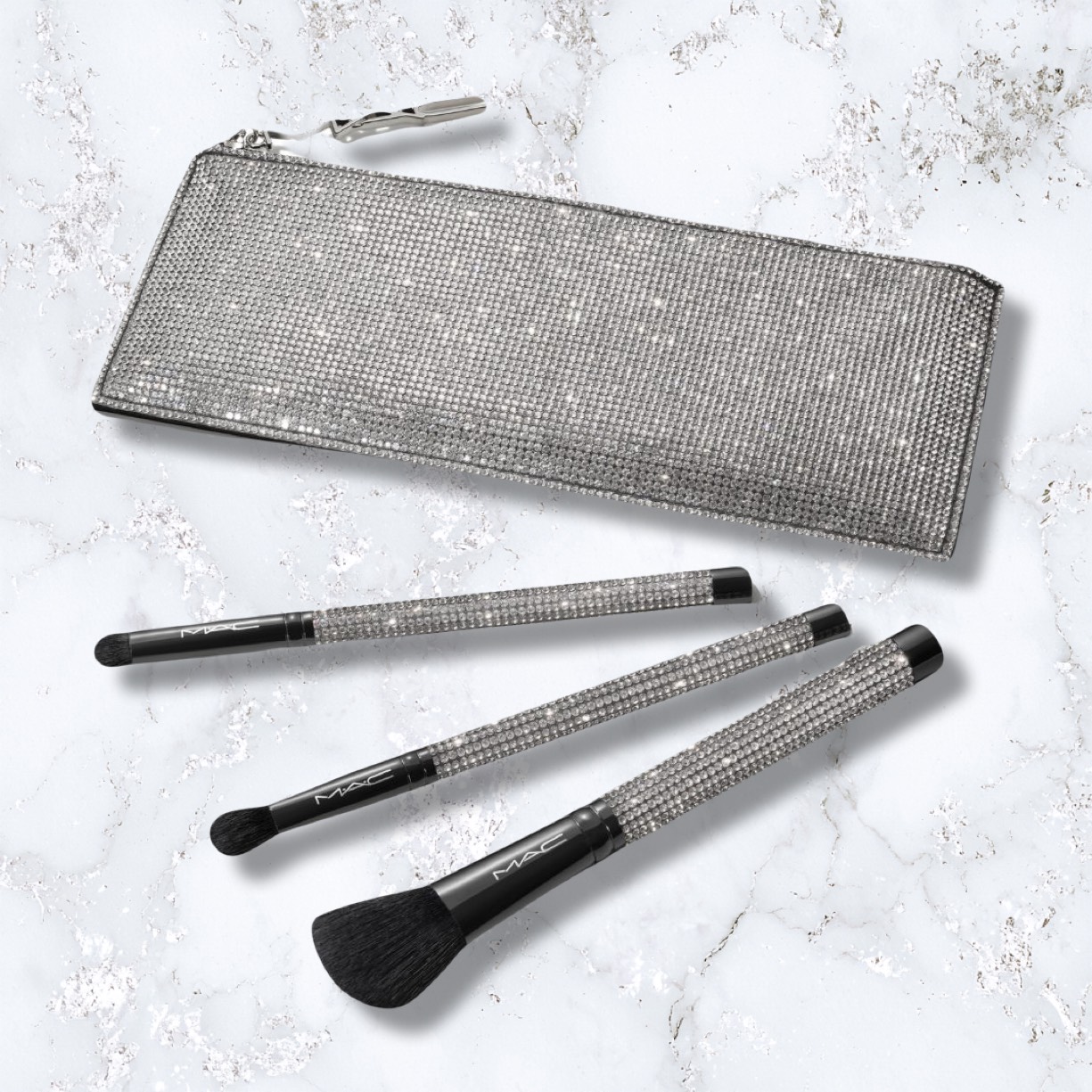 MAC Holiday Finishing Touch Brush Kit