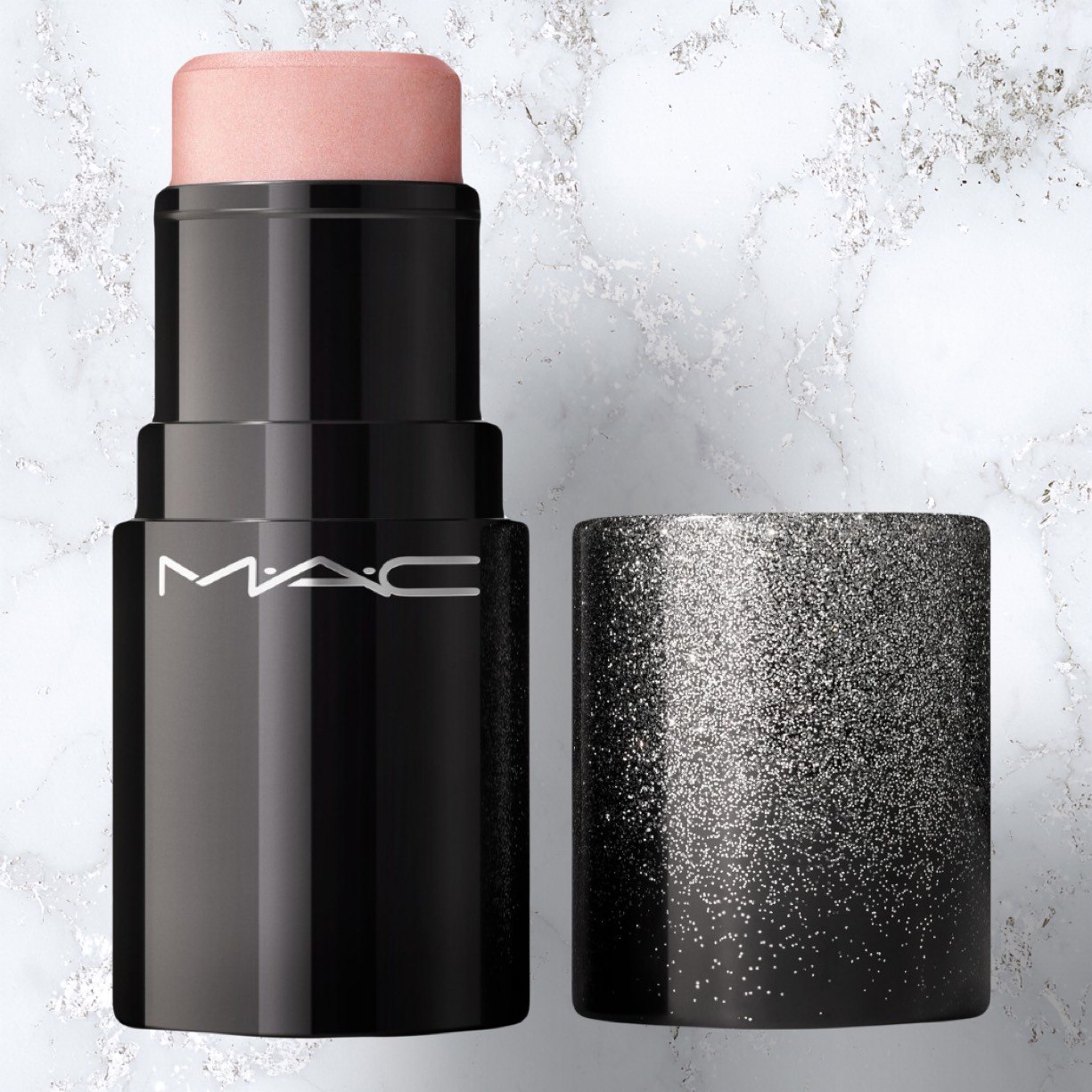 MAC Strobe Dewy Glow Stick in Spotlight