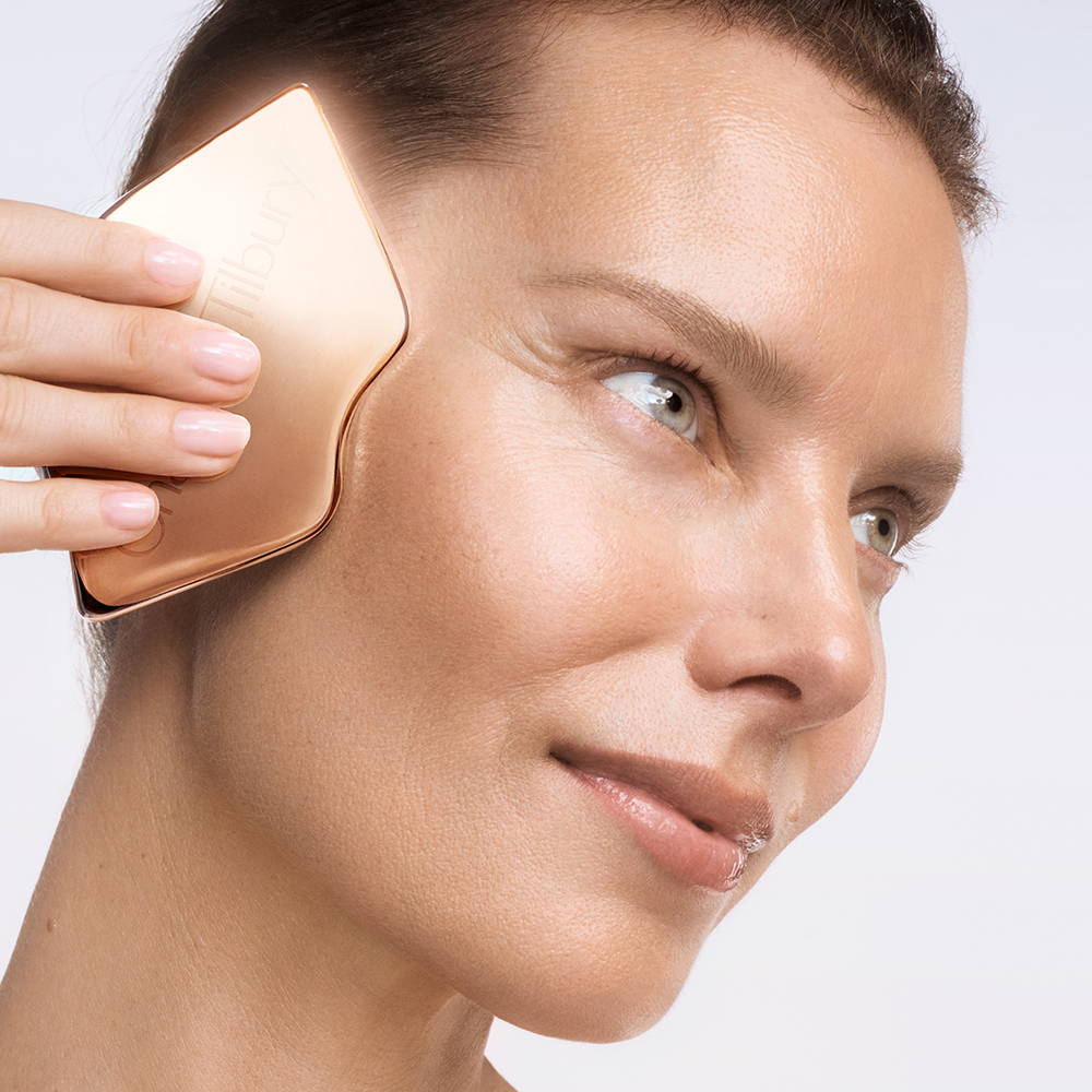 Charlotte Tilbury Rose Gold Sculpting Gua Sha Tool