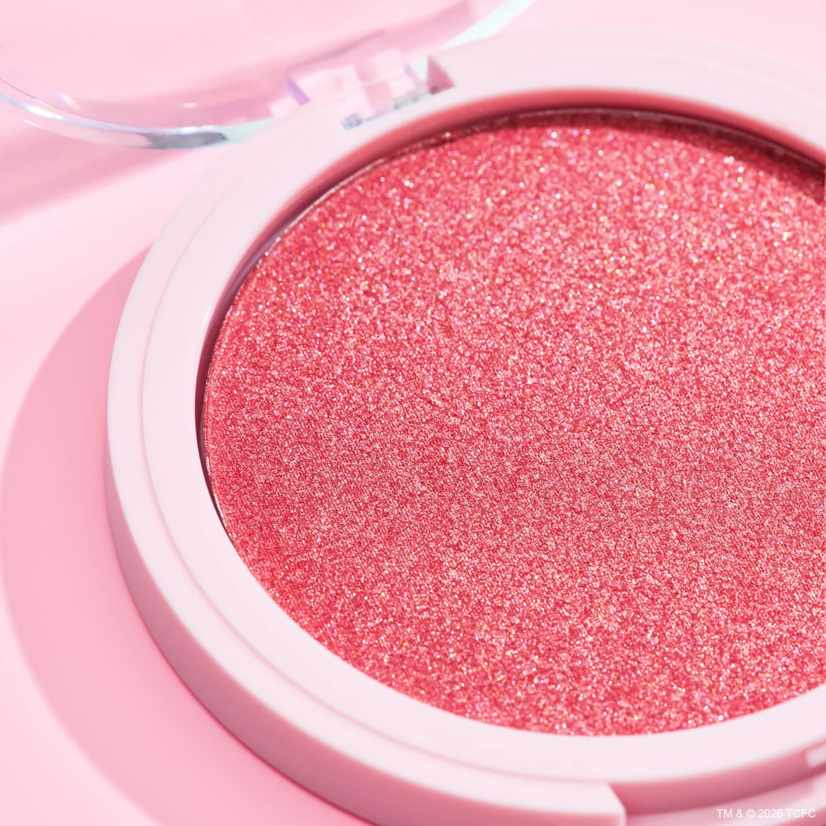 Essence x Care Bears Care Bears Bouncy Blushlighter in 01 Beary Into You
