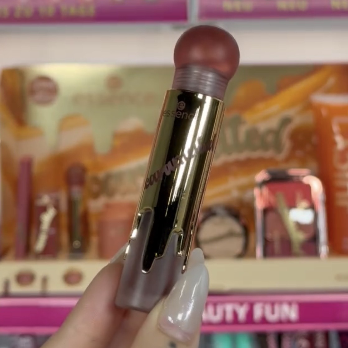 essence Caramelted Lip Oil in 01 Drippin’ In Caramel