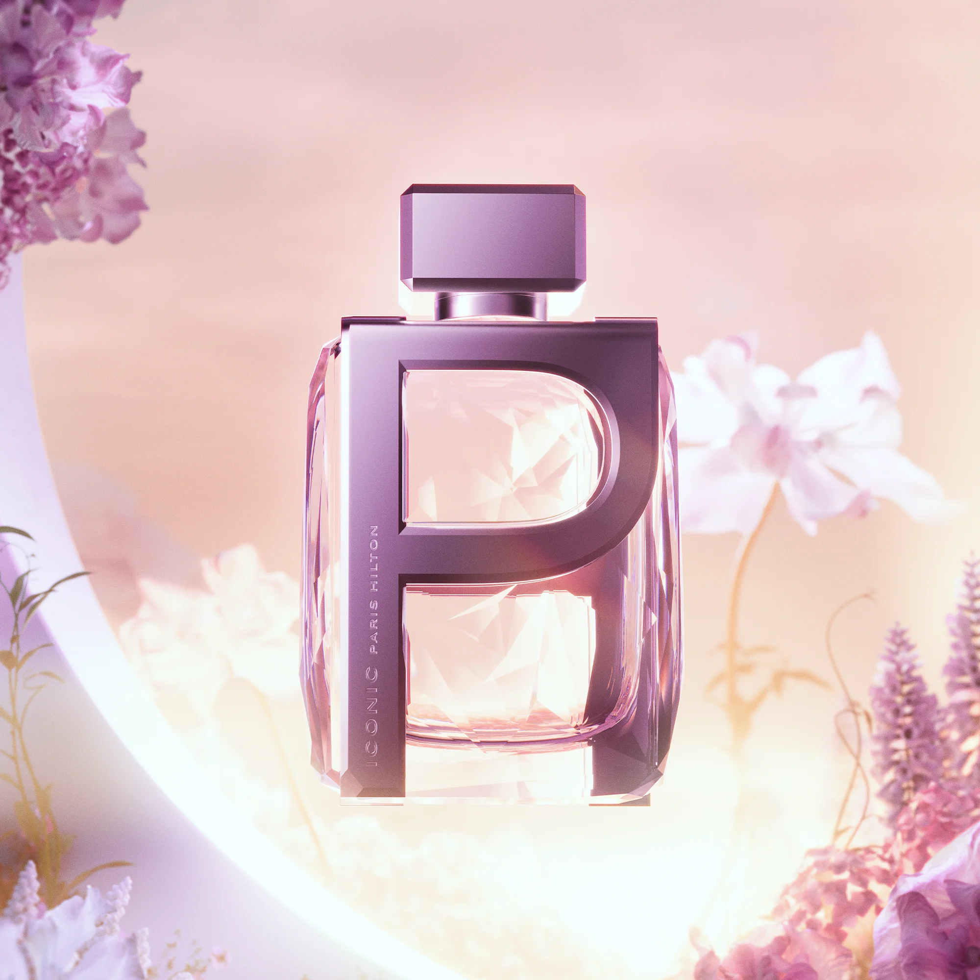 Paris Hilton ICONIC Queen Eau de Parfum